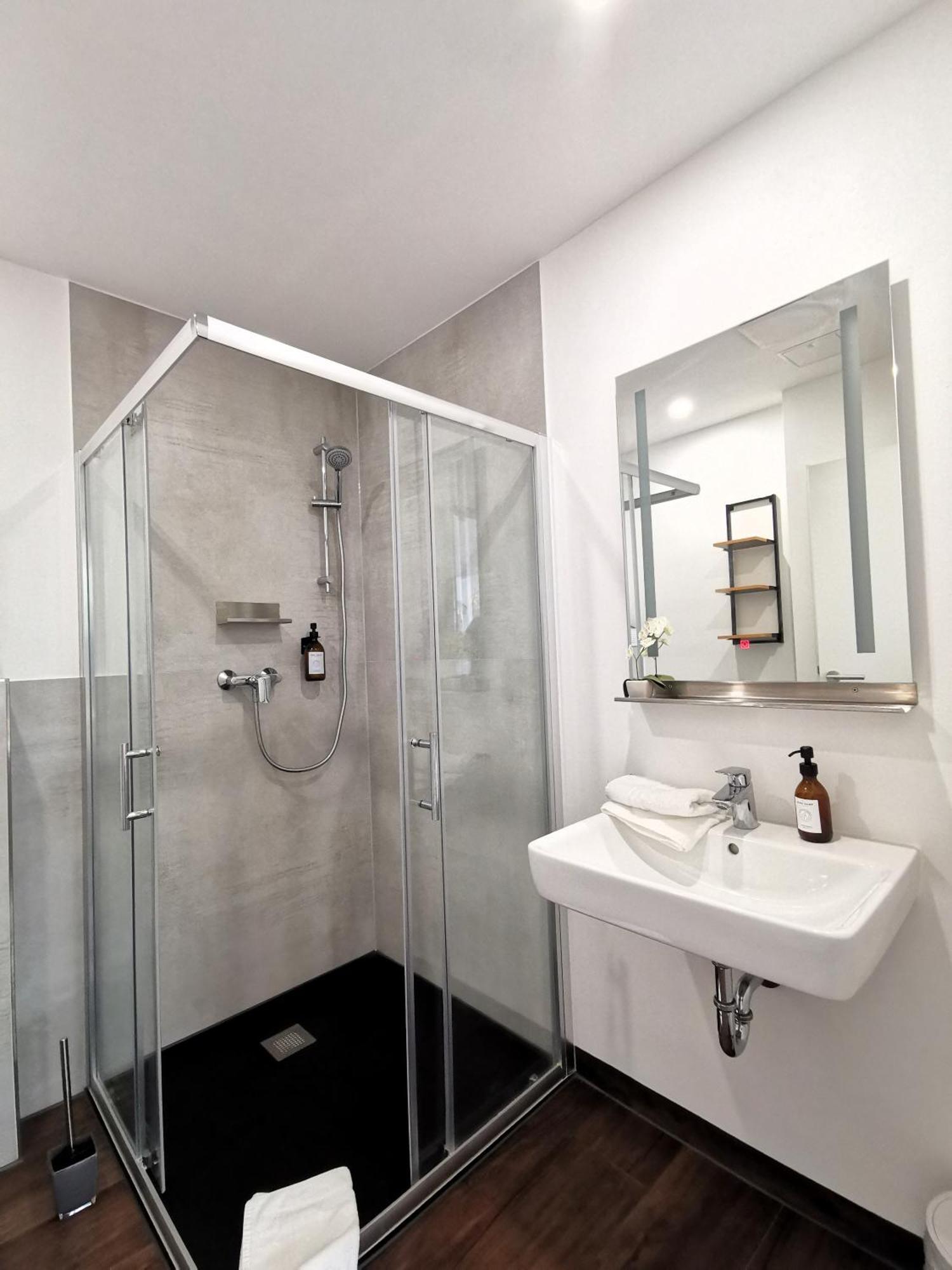 Bohnapartments Am Anger - Zentrum - Vollausstattung - Wlan Erfurt Dış mekan fotoğraf